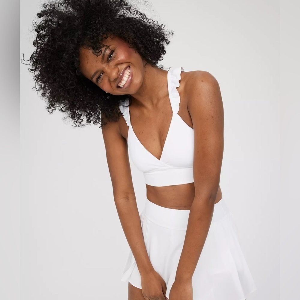 OFFLINE By Aerie Women’s Real Me XTRA Ruffle Sports Bra - Size M